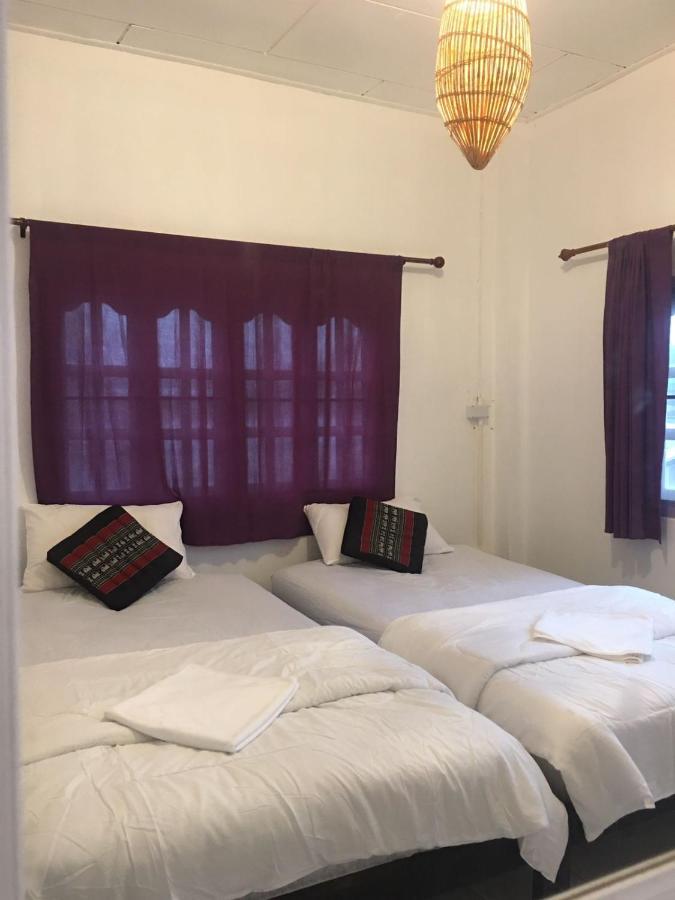 Bamboo Hostel Тхахек Екстериор снимка